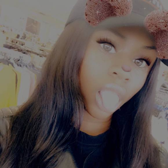 Meet your Posher, Pucci - Picture 1 of 1